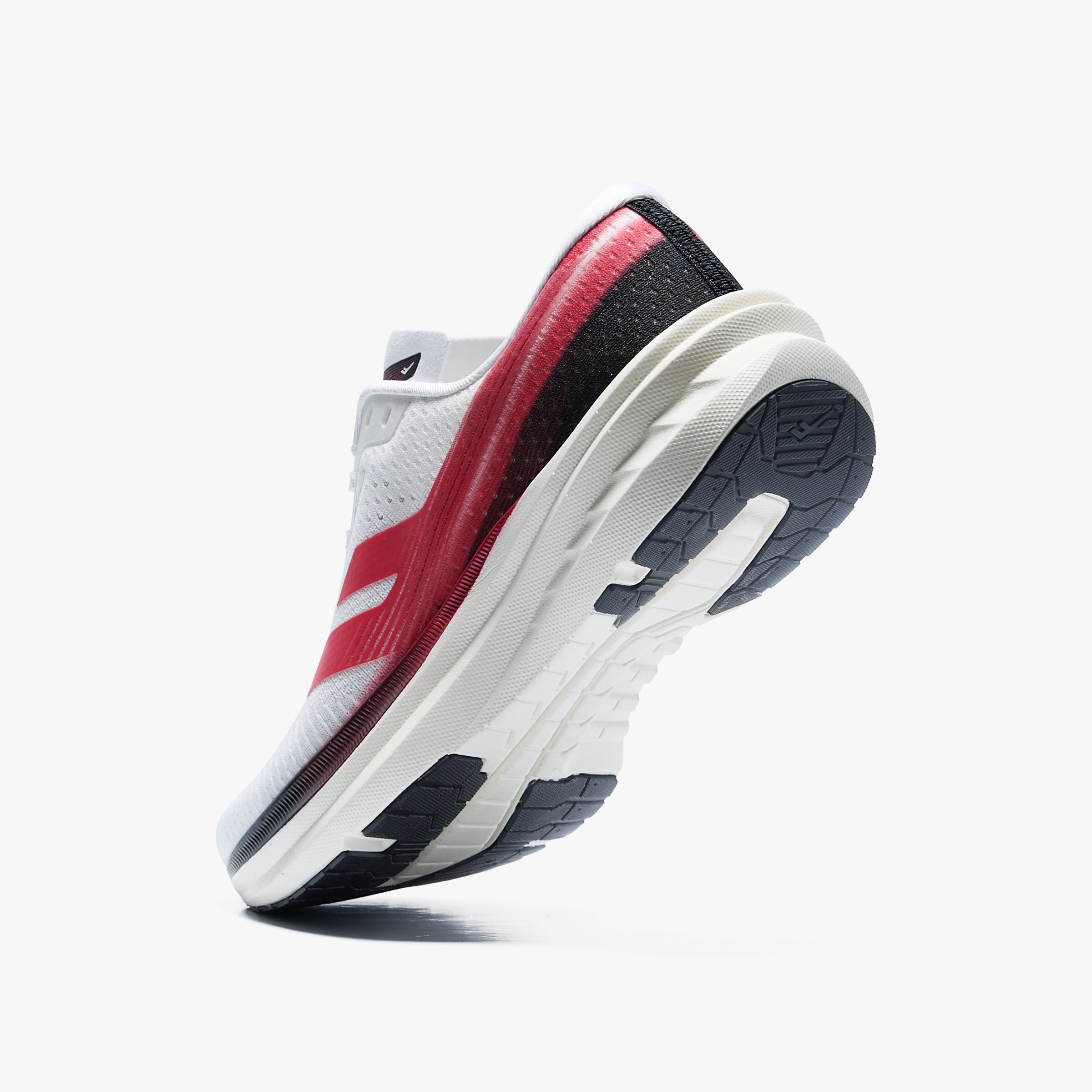 MAXIMAL CUSHIONING
