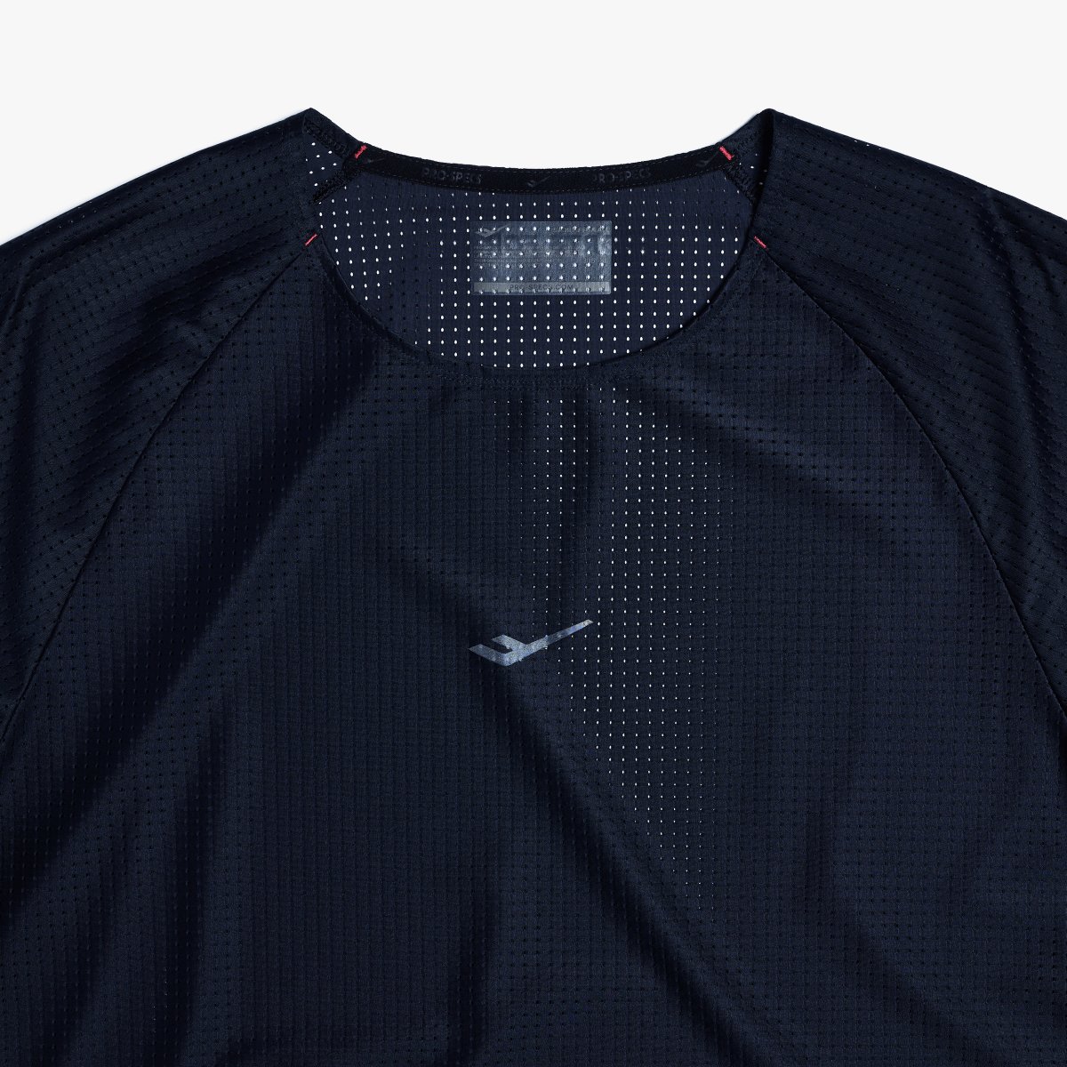 웰딩 넥라인 마감