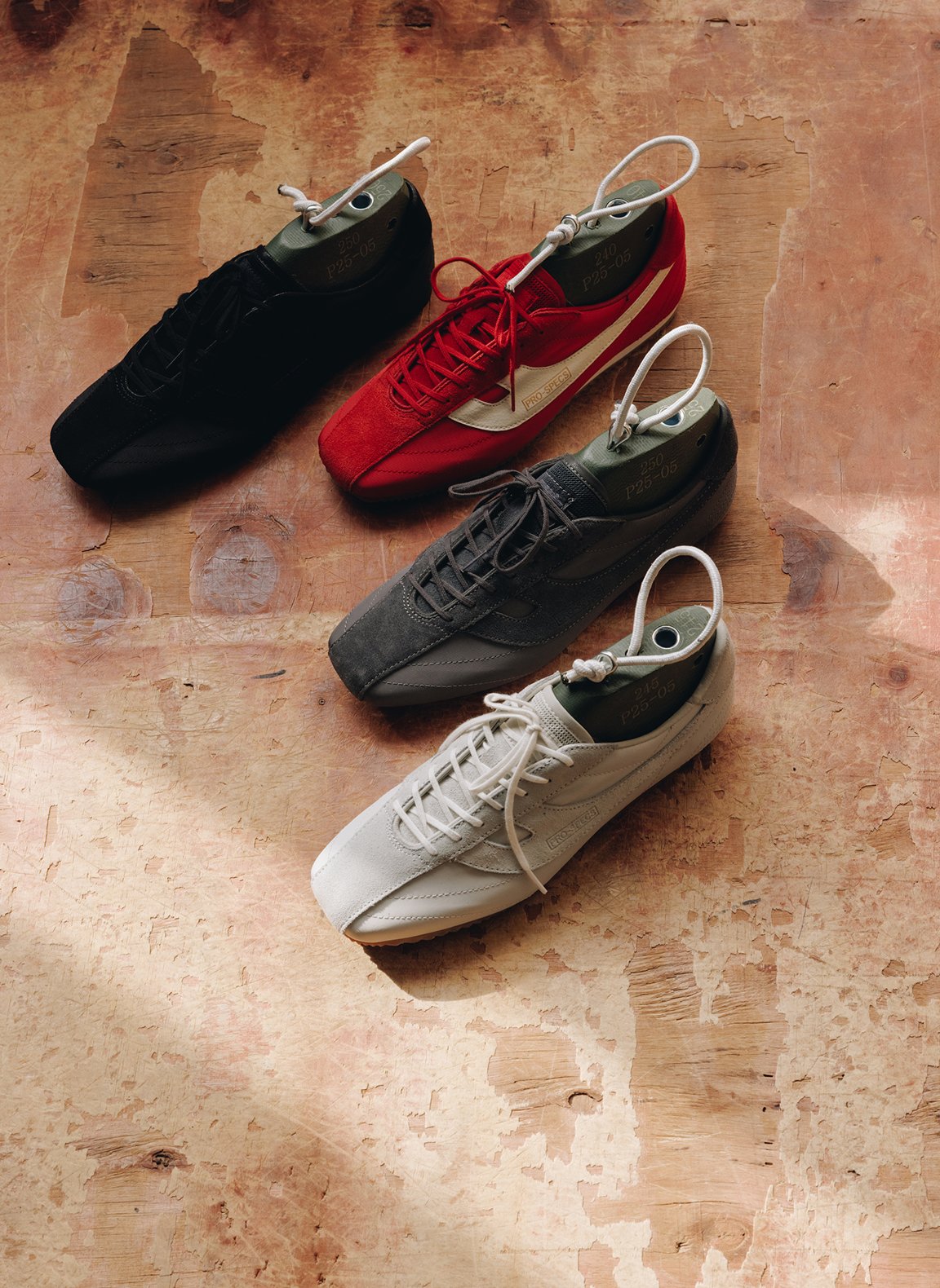 절제된 실루엣 해석